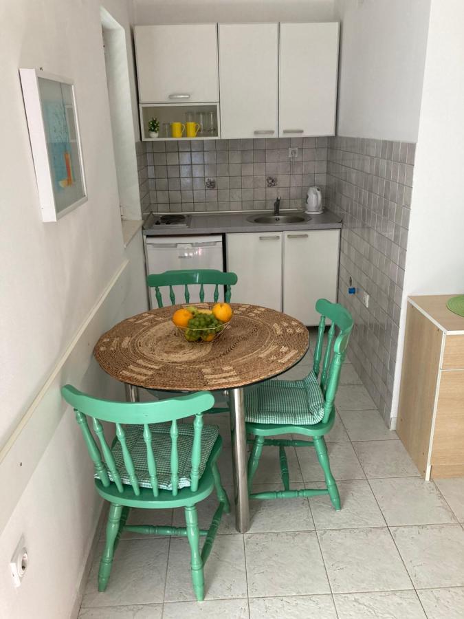 Apartments Milicevic Херцег Нови Екстериор снимка