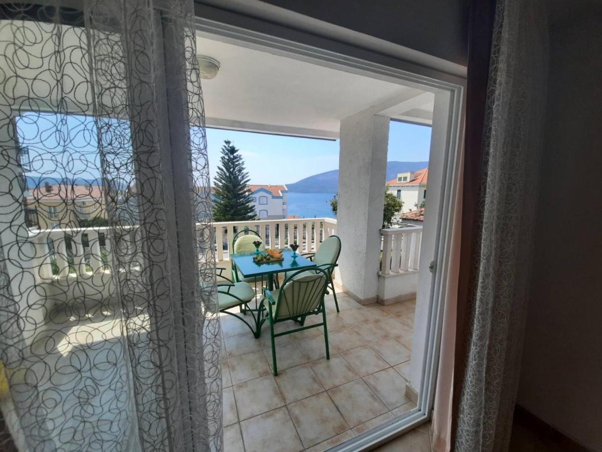 Apartments Milicevic Херцег Нови Екстериор снимка