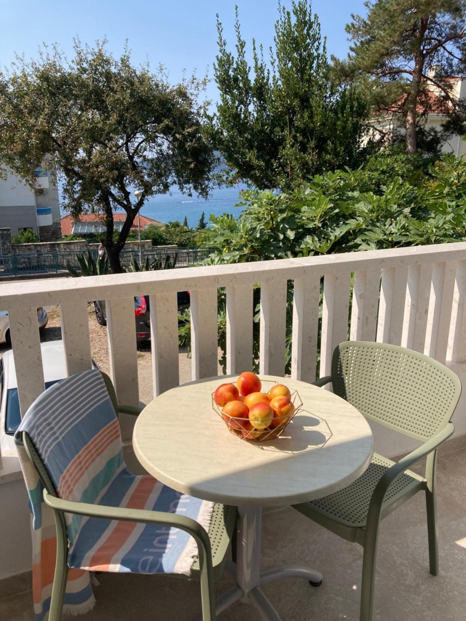 Apartments Milicevic Херцег Нови Екстериор снимка