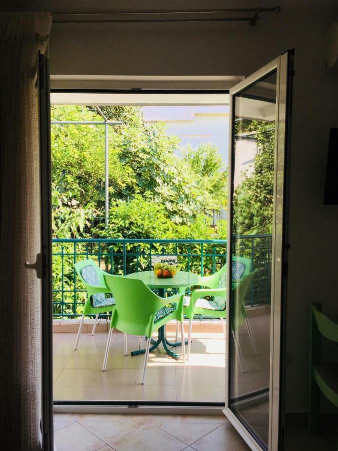 Apartments Milicevic Херцег Нови Екстериор снимка